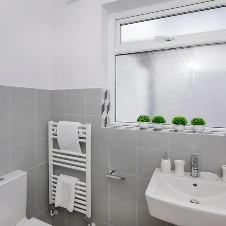Holiday home The Milton - Stylish Terraced *